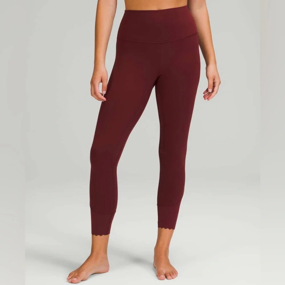 Lululemon Align Scalloped Hem High-Rise Pant 25". Size 4. Red Merlot. - Picture 4 of 9